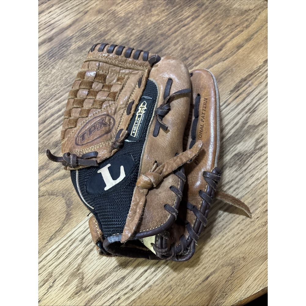 Louisville Slugger Baseball Glove TPX Helix Series 11in. Preowned